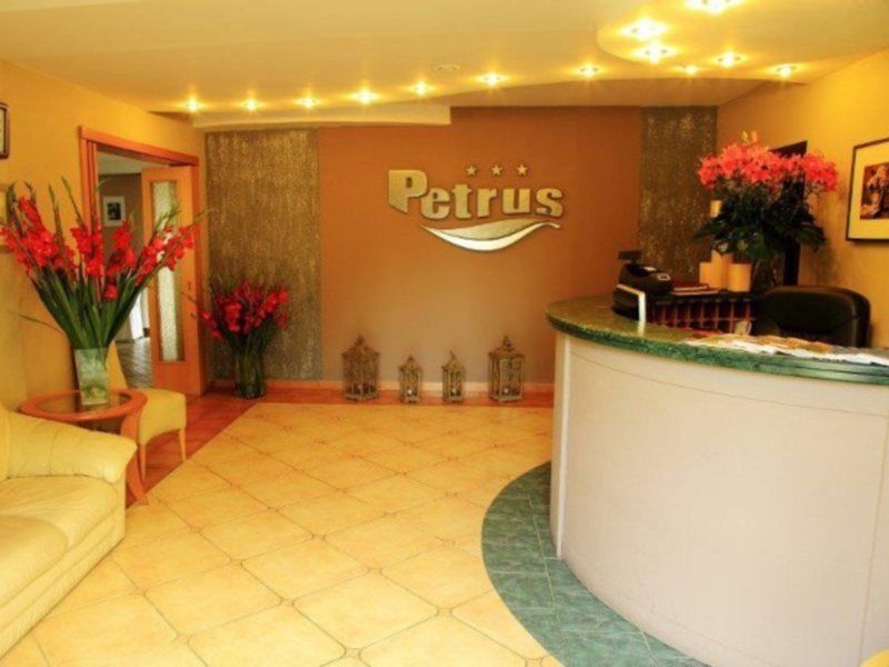 Hotel Petrus Krasków Εξωτερικό φωτογραφία